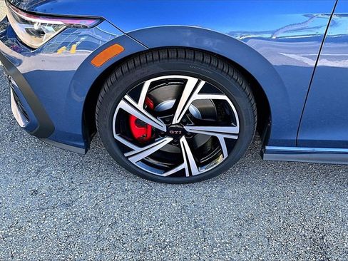 New 2026 Volkswagen GTI SE image 13