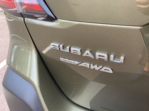 Used 2025 Subaru Outback Premium AWD/4WD image 7