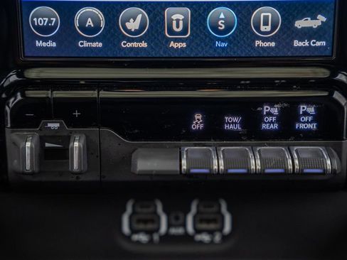 Used 2021 RAM 1500 Laramie w/ Sport Appearance Package image 28