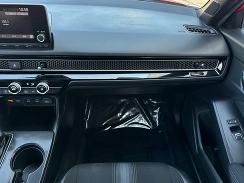 Used 2025 Honda Civic Sport image 30