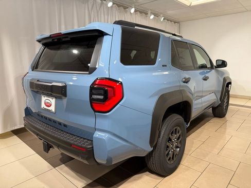New 2026 Toyota 4Runner SR5 image 5