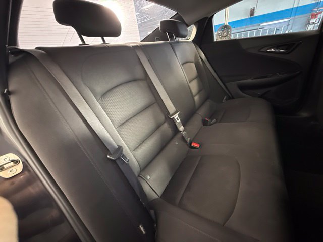Used 2022 Chevrolet Malibu LS FWD image 29