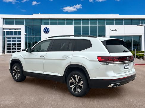 New 2026 Volkswagen Atlas SE FWD image 7
