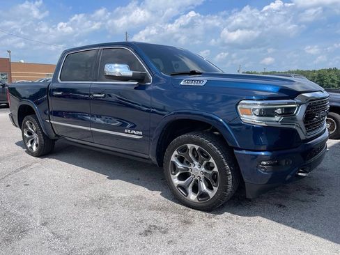 Used 2022 RAM 1500 Limited AWD/4WD image 2