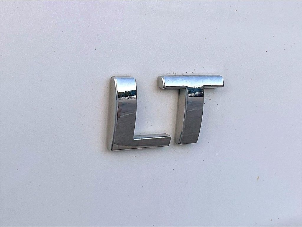 Used 2019 Chevrolet Traverse LT w/ LT Premium Package AWD/4WD image 28