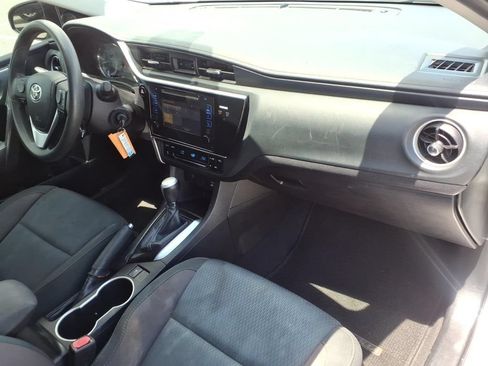 Used 2017 Toyota Corolla L FWD image 11