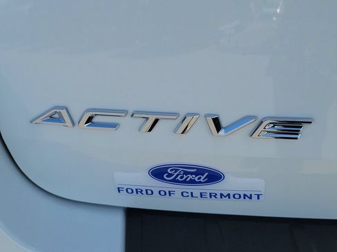 New 2026 Ford Explorer Active RWD image 8