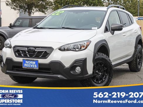 Used 2022 Subaru Crosstrek 2.5i Sport w/ Moonroof Package AWD/4WD image 1