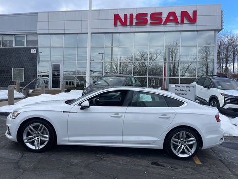 Used 2019 Audi A5 2.0T Premium image 2