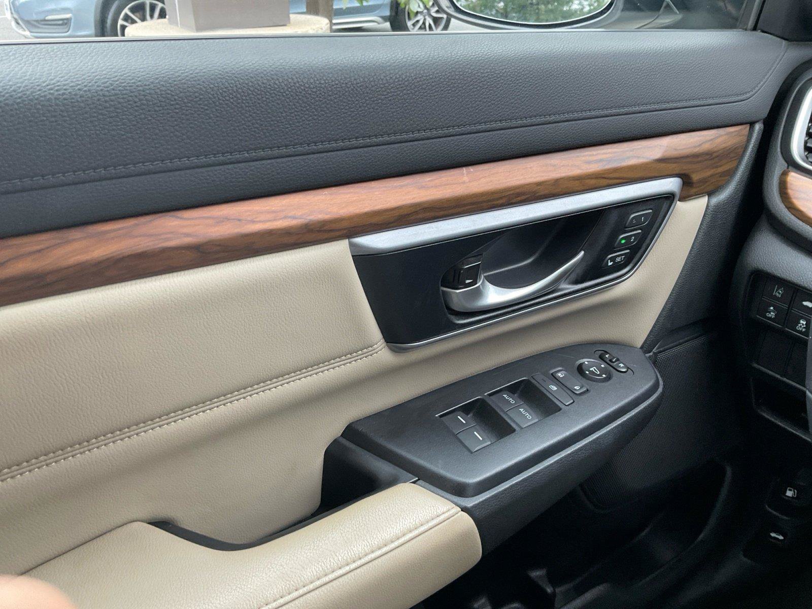 Used 2017 Honda CR-V EX-L image 21