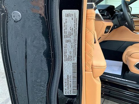 New 2025 Jeep Grand Cherokee Summit image 37