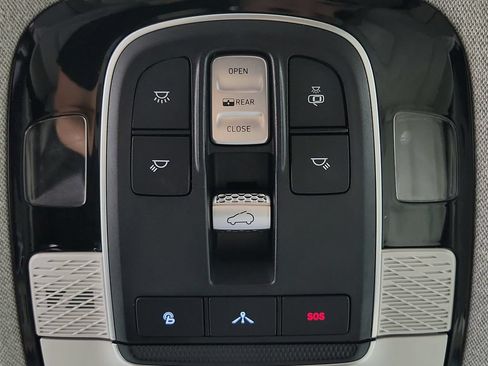 Used 2021 Hyundai Palisade Limited w/ Cargo Package AWD/4WD image 21