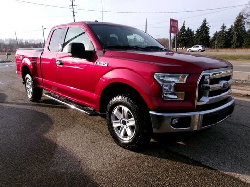 Used 2015 Ford F150 XLT w/ Equipment Group 301A Mid image 2