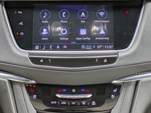 Certified 2023 Cadillac XT5 Sportv w/ Technology Package image 17