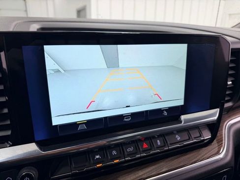 Certified 2024 Chevrolet Silverado 1500 LT Trail Boss w/ Convenience Package II image 16