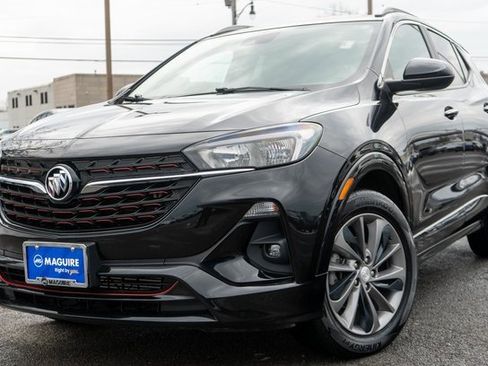Used 2023 Buick Encore GX Select w/ Sport Touring Package image 1