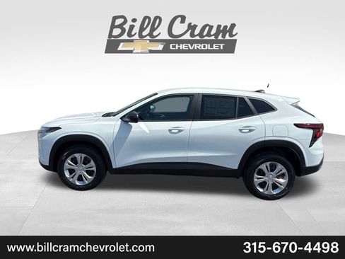 New 2026 Chevrolet Trax LS FWD image 34