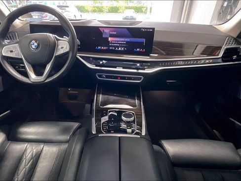 Used 2026 BMW X7 xDrive40i AWD/4WD image 6