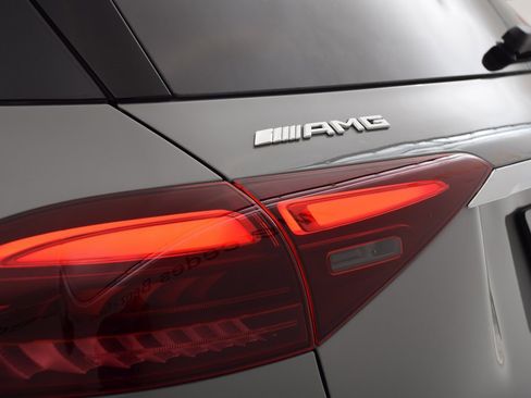 New 2026 Mercedes-Benz GLE 63 AMG S image 12