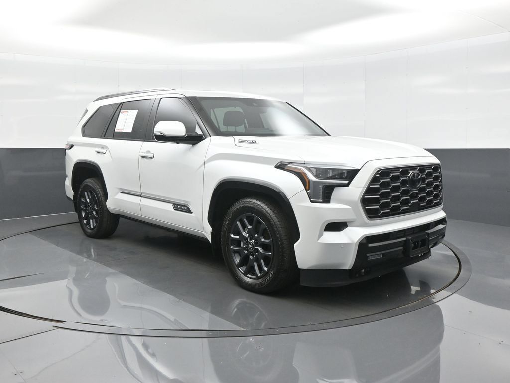 Used 2025 Toyota Sequoia Platinum AWD/4WD image 1