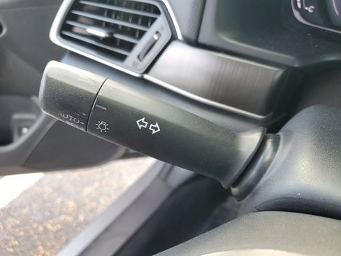 Used 2020 Honda Accord LX image 24