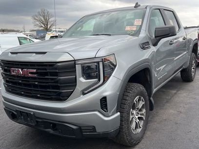 Used 2024 GMC Sierra 1500 Pro w/ Graphite Edition