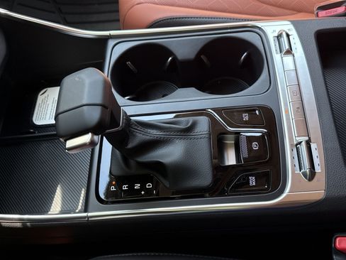 New 2026 Kia Carnival SX FWD image 34