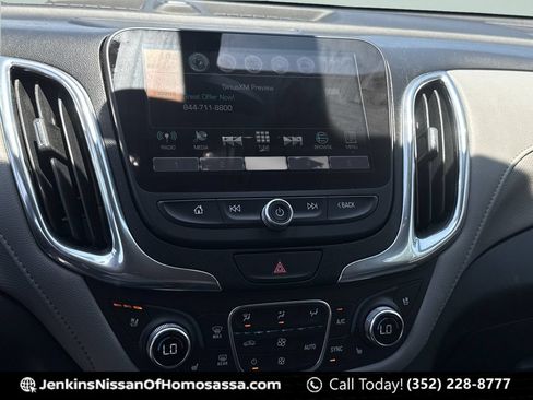 Used 2018 Chevrolet Equinox Premier FWD image 35