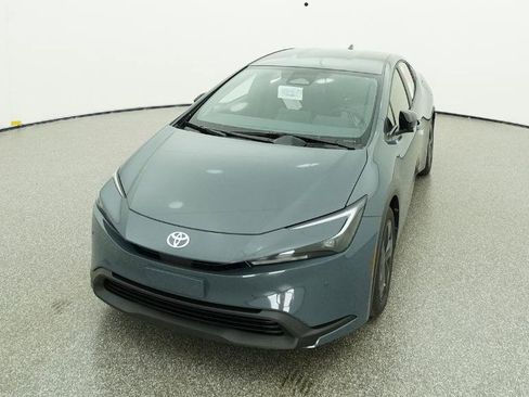 New 2026 Toyota Prius LE image 3