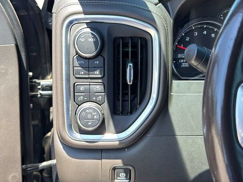 Used 2020 Chevrolet Silverado 1500 LT Trail Boss AWD/4WD image 7