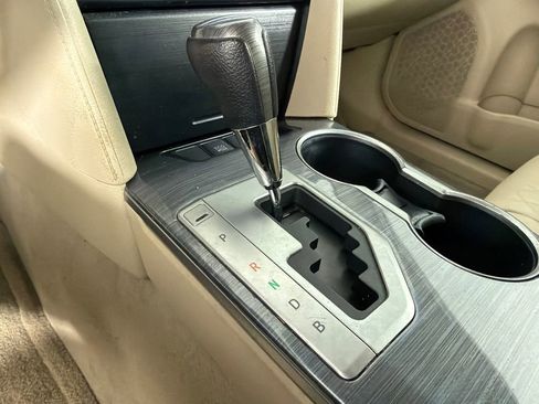 Used 2014 Toyota Camry LE FWD image 27