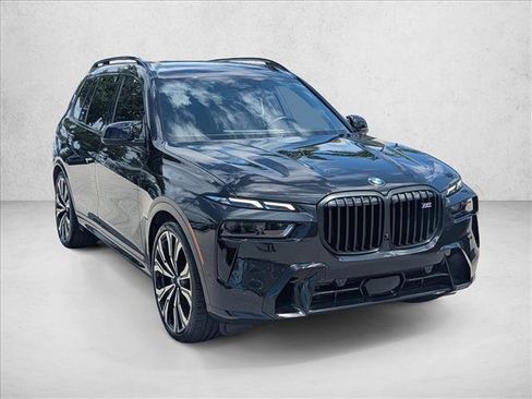 Certified 2024 BMW X7 M60i w/ Executive Package AWD/4WD image 3