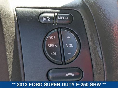 Used 2013 Ford F250 Lariat w/ Lariat Interior Pkg image 15