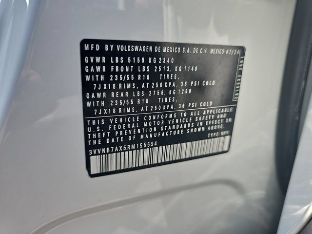 Used 2024 Volkswagen Tiguan SE FWD image 30