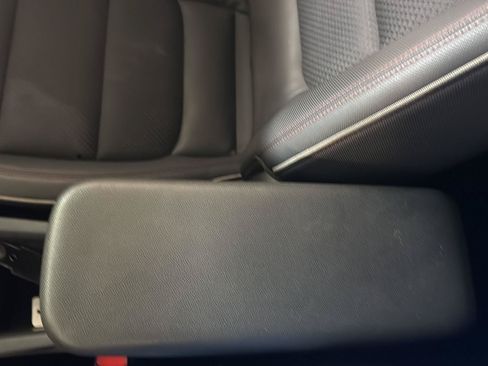 Used 2022 Chevrolet TrailBlazer RS w/ Sun and Liftgate Package AWD/4WD image 22