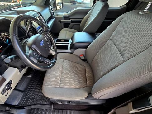 Used 2019 Ford F150 XLT w/ Equipment Group 302A Luxury AWD/4WD image 20
