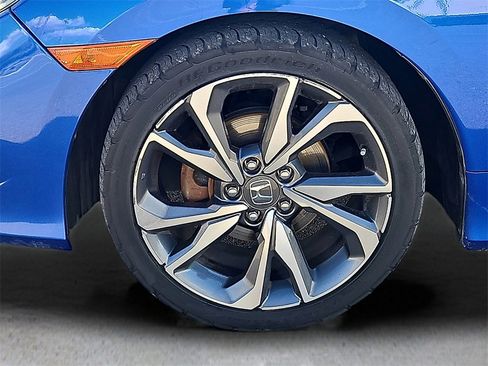 Used 2020 Honda Civic Touring image 10