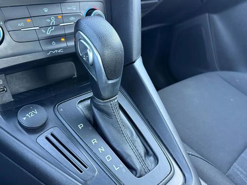Used 2018 Ford Focus S image 33