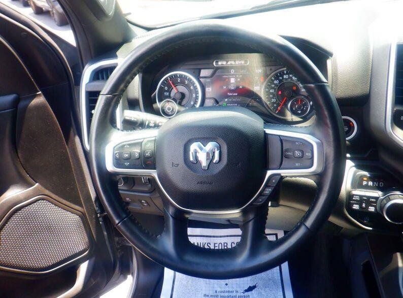 Used 2022 RAM 1500 Big Horn AWD/4WD image 10