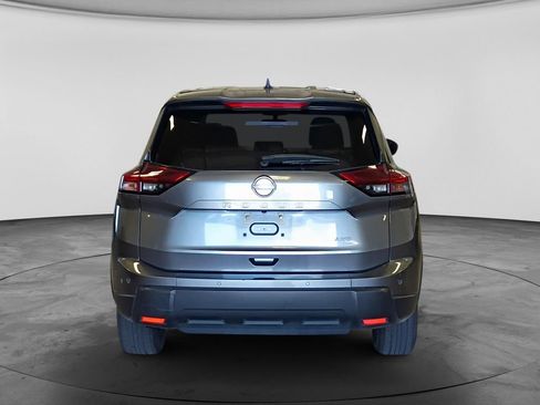 Used 2024 Nissan Rogue S AWD/4WD image 8