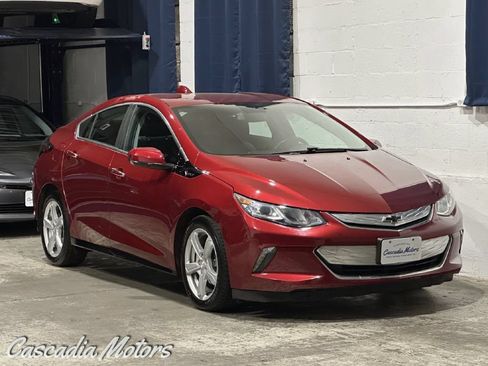 Used 2018 Chevrolet Volt LT w/ LT Driver Confidence Package FWD image 1