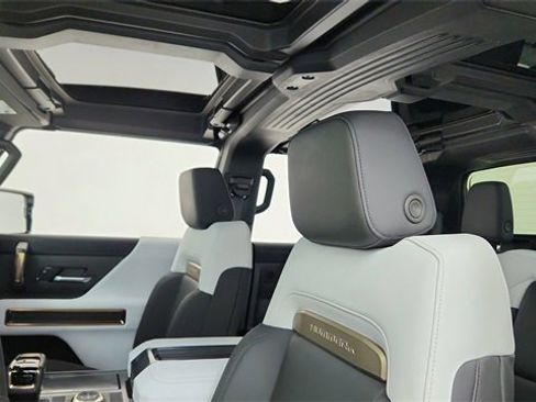 Used 2024 GMC Hummer EV 3X w/ Omega Edition image 32