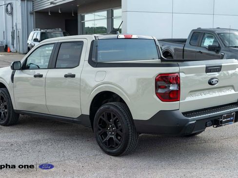 Used 2025 Ford Maverick XLT w/ XLT Luxury Package AWD/4WD image 9