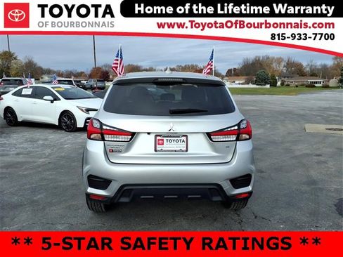 Used 2021 Mitsubishi Outlander Sport SE image 4