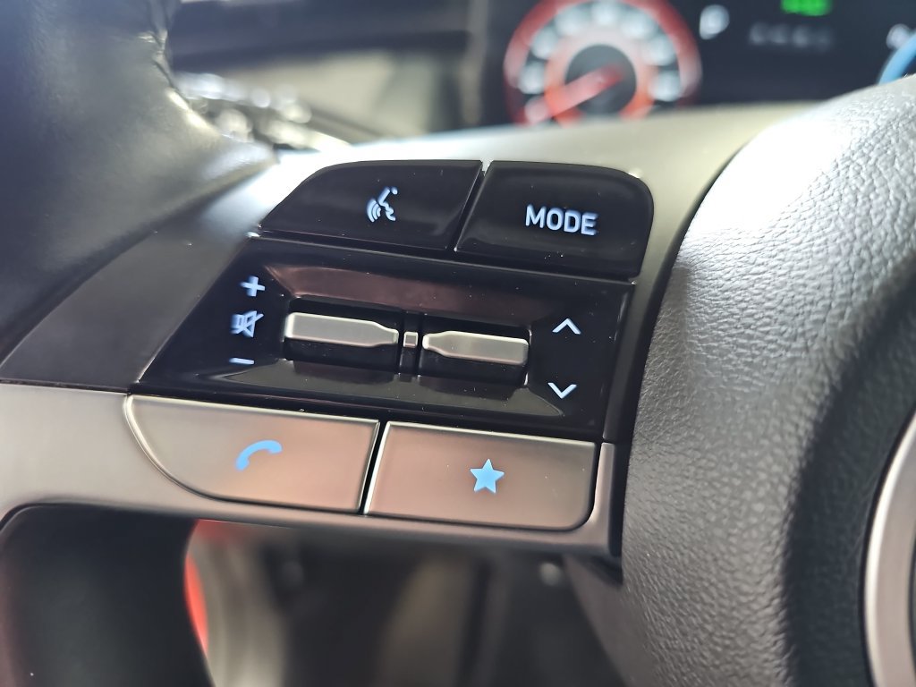 Used 2022 Hyundai Tucson SEL w/ Convenience + Premium Package AWD/4WD image 17