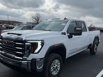 Used 2024 GMC Sierra 2500 SLE w/ SLE Convenience Package