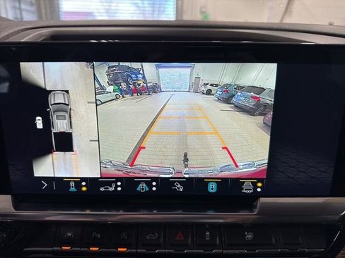 Used 2023 GMC Sierra 1500 Elevation w/ Elevation Premium Package image 17