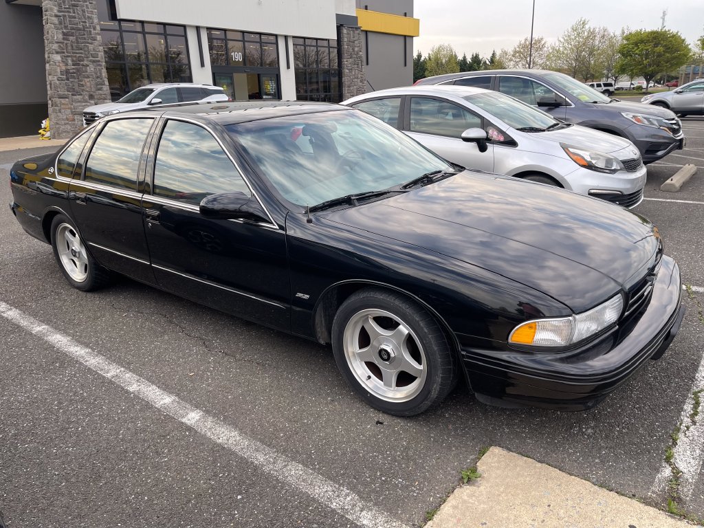 Used 1995 Chevrolet Impala SS RWD image 5