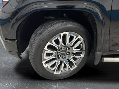 Used 2024 GMC Sierra 1500 Denali Ultimate AWD/4WD image 38