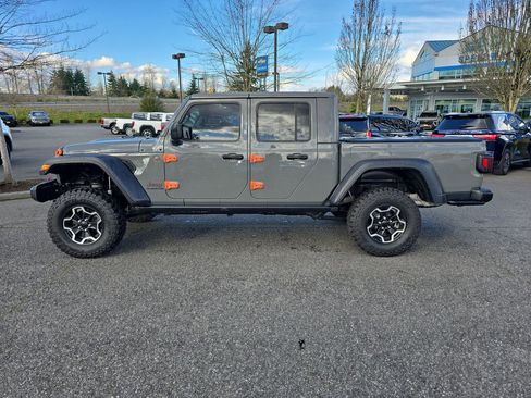 Used 2023 Jeep Gladiator Rubicon w/ Cold Weather Group image 3